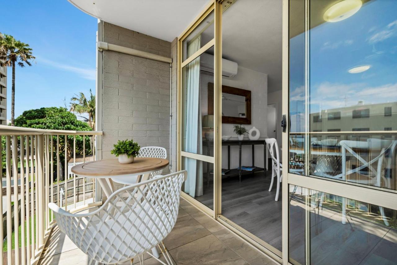 Surf Dance Apartments Coolum Beach Esterno foto