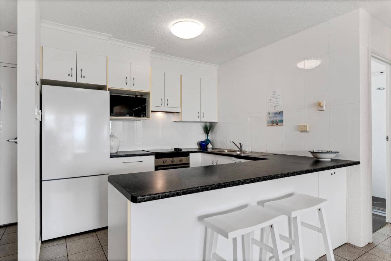 Surf Dance Apartments Coolum Beach Esterno foto