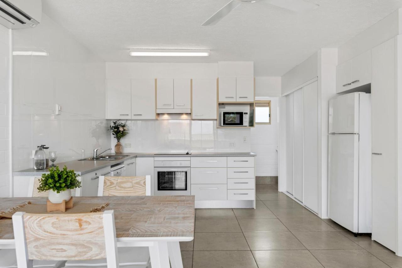 Surf Dance Apartments Coolum Beach Esterno foto