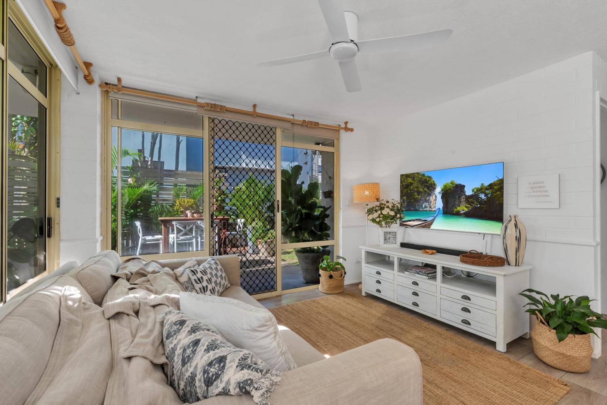 Surf Dance Apartments Coolum Beach Esterno foto